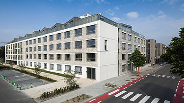 A photo of the “De Maasmeander” residential care home in Maasmechelen