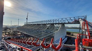 Een foto van opslagloods EBS Rotterdam