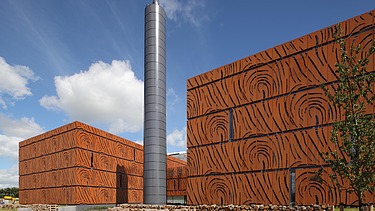 A photograph of the exterior of the auxiliary heating plant in Purmerend