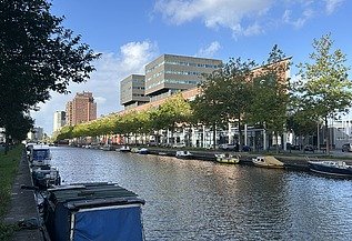 Foto van het Laakcenter in Den Haag