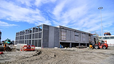 A photograph of the Porthos construction site in Rotterdam.