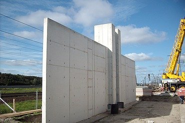 Foto van 's werelds eerste high-speed-railscanner voor de Douanedienst van Rotterdam