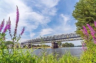 Een foto van opslagloods EBS Rotterdam