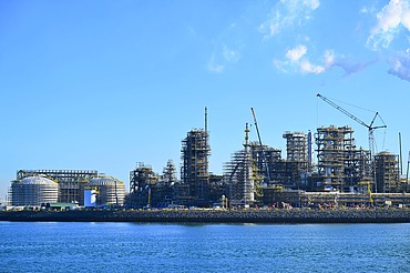 Photo of the Neste Oil refinery for the production of biodiesel in Rotterdam