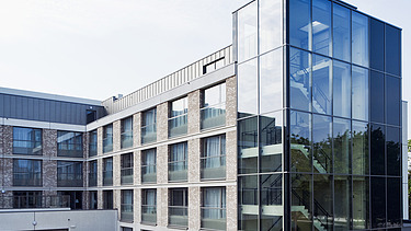 A photo of the “De Maasmeander” residential care home in Maasmechelen