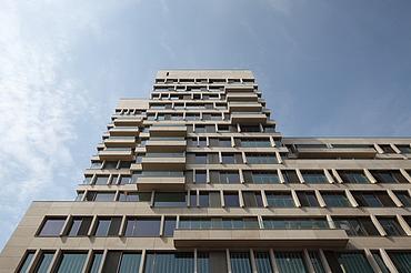 Photo of the façade of Amadeus in The Hague.