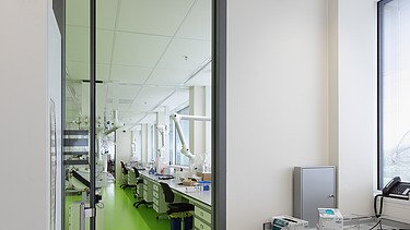 Foto van het GML gebouw in Utrecht.