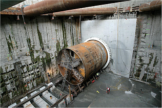 A photograph of the infrastructure of the Randstadrail Staten Tunnel in Rotterdam